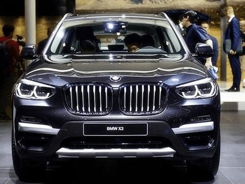 这款宝马车终于弯腰了! 进口15年终于国产, 优惠幅度高达10万