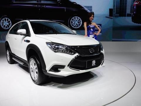 为什么比亚迪唐那么便宜, 汉却那么贵?！