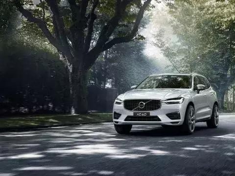 油门到底选车指南2018——谁是头牌？BMW X3 vs.VOLVO XC60
