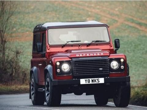 0-96km/h仅需5.6秒！路虎推出70周年纪念版卫士抗衡奔驰G级。