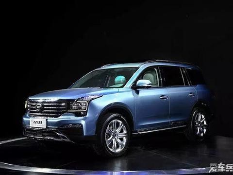 20万就能买尺寸超大的中型SUV？四款热门SUV横评！