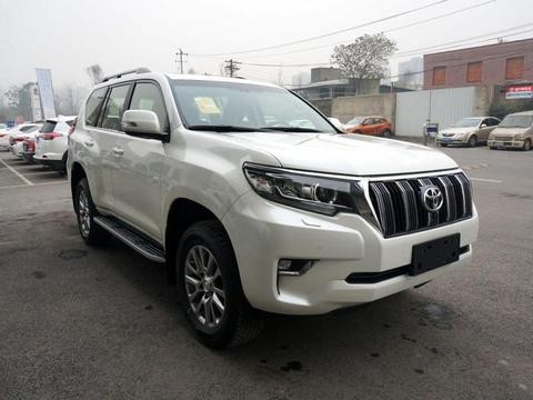 全新丰田普拉多终于来了，还是一样的霸气！