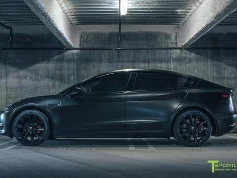 特斯拉不量产亚光黑Model 3?改装厂已经在动手了