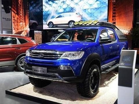 走近上路贴反光条的“解禁皮卡”：车长5米3配1.9T，卖8万