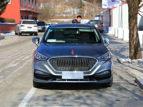 首台红旗H5到店,实车比奥迪更有范儿,15万起,红旗复兴指日可待