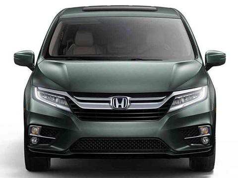 日本人真会玩，一辆MPV出两个版本，帅的卖美国，丑的卖中国