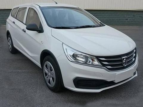 最亲民国产轿车, 空间完胜帕萨特, 这车4万起, 能让面包车歇业