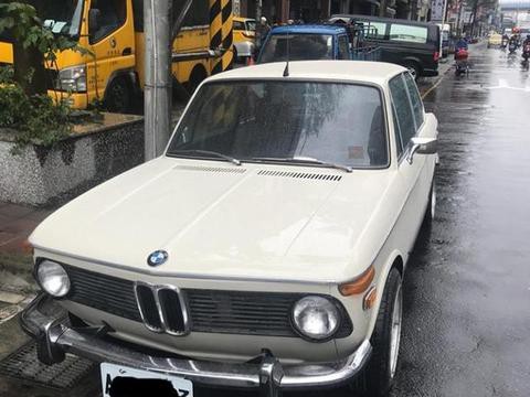 宝马3系前身，性能车鼻祖-BMW 2002
