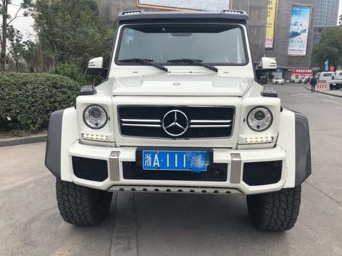265万元的奔驰G63被儿子改装，父亲看到车后却显得很“淡定”