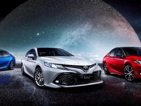 一锤定音：提车要等5个月，第八代凯美瑞为何这么火？