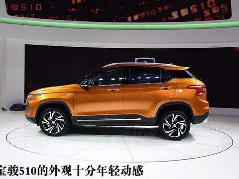 这车顶配不到7万，悬浮车顶，上打哈弗H6，下压哈弗H2S