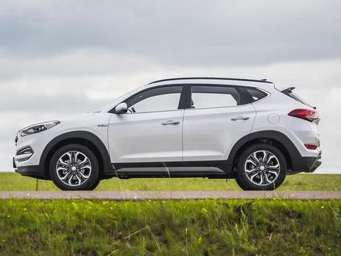 这车卖了12年，2.0动力配四驱，卖16万还考虑途观？