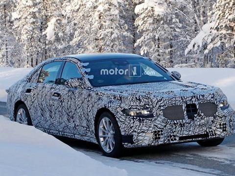 新一代奔驰S级谍照曝光 设计风格变得硬朗