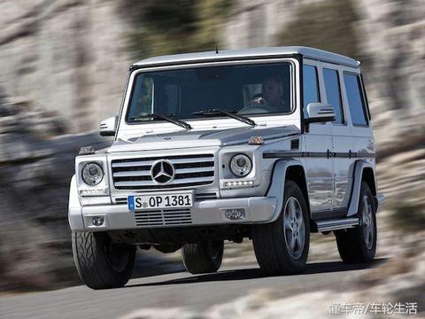 奔驰大G终于迎来换代，前脸娘炮，内饰变软，要继卫士后尘？