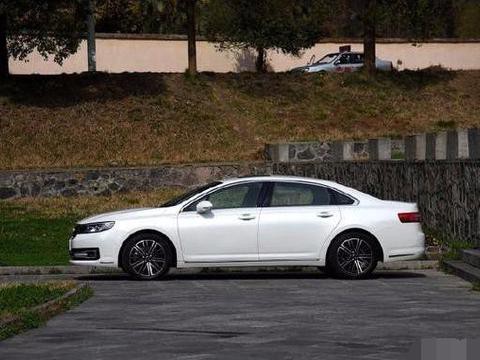 这车本应遭疯抢，9张顶级牛皮配宝马发动机，车标让它月销不过百