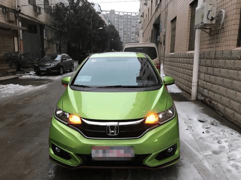 18款本田飞度实拍, 新增运动套件, 大众POLO怎么比？