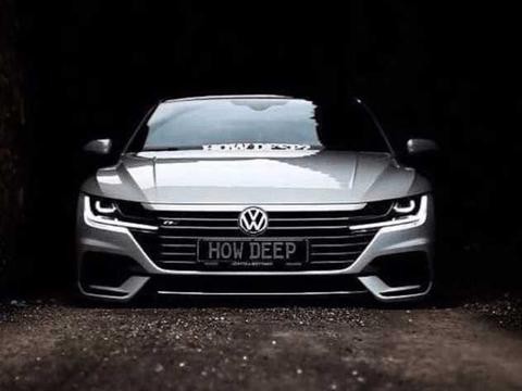 新款大众CC实车现身街头,外观不输奥迪, 换个车标都值50万