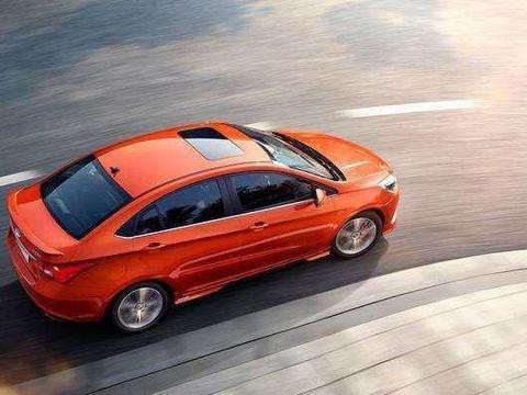 这车卖7万，标配ESP配6气囊，比帝豪潮10倍，可惜牌子不响