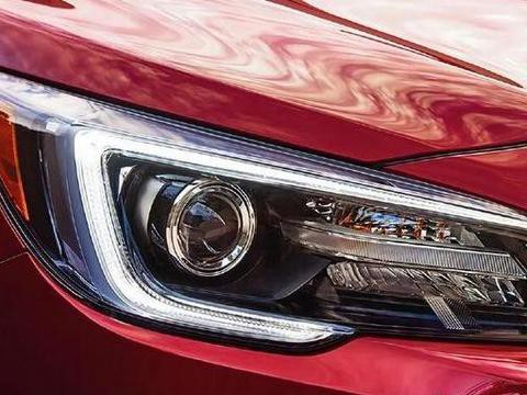 最廉价的进口B级车，标配全时四驱+8气囊，241马力很适合年轻人