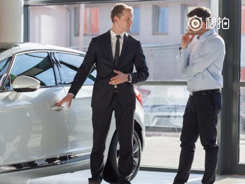 为什么聪明人都要贷款买车？这就是答案