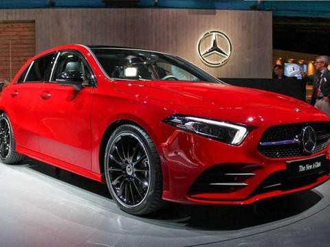 奔驰全新A级向大哥S级看齐, 国内上市还有人买奥迪A3吗