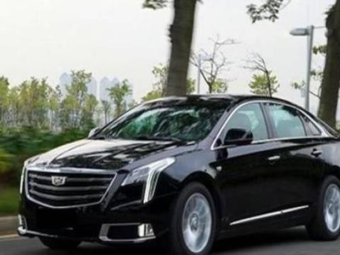 2018款凯迪拉克XTS，最显著的应该就是外观，看上去更帅了