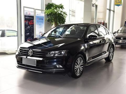 纯正德系车，思域被它逼到降价2万，12万买它还是买朗逸？