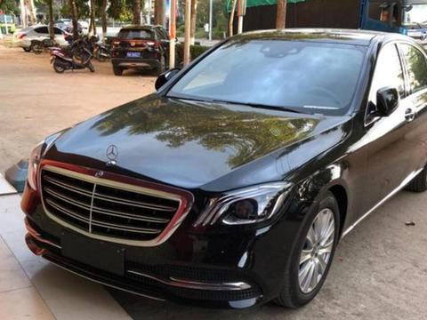 112万入手奔驰S，内饰让妻子着迷，车主笑称：对车比对我都好