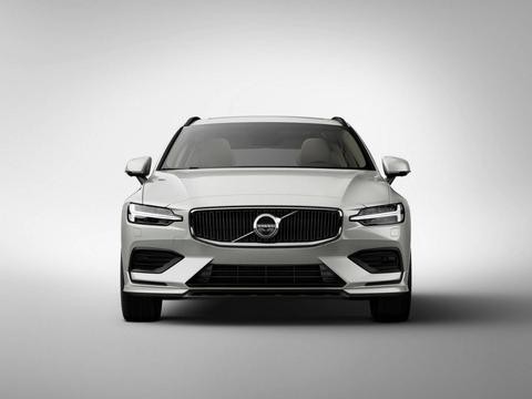 【全新沃尔沃V60正式发布，空间更大外观更酷】