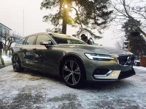 美国预售28.5万元？沃尔沃全新一代V60发布！8月国内上市！