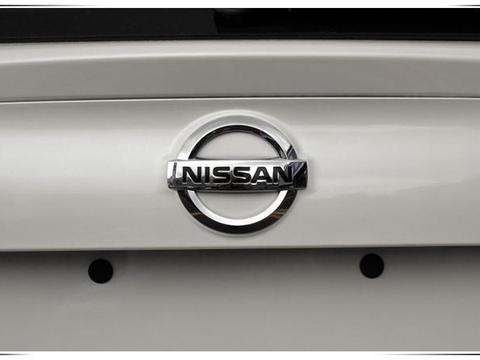 日产终于听劝了！全新SUV比奔驰GLA亮眼，丰田最尴尬