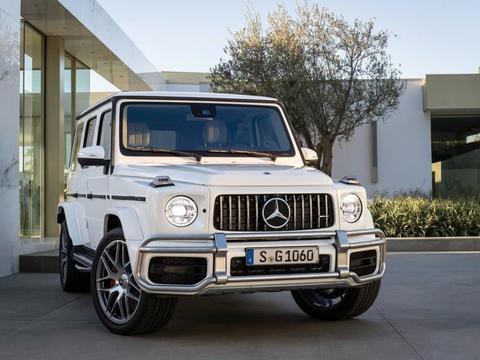 全新换代奔驰G63，4.4秒破百不把路虎放在眼里！