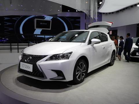 这款最便宜的雷克萨斯起步价23万，标配混动系统百公里油耗4.6L