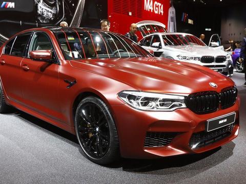 别以为超跑只有法拉利，这款宝马才叫钢炮，3秒就能破百