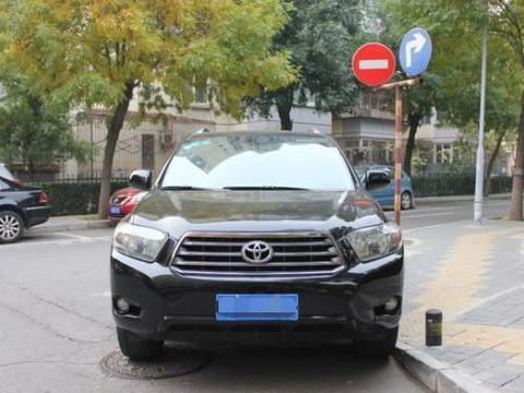 小伙15万提09款丰田汉兰达