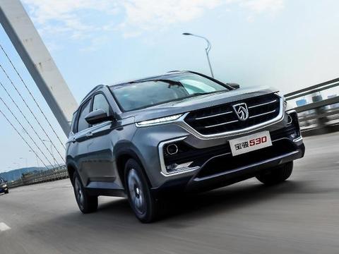 宝骏又出爆款，比哈弗H6漂亮十倍，一看价格都犹豫不决！！