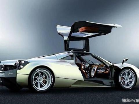 保时捷最便宜的跑车，4.4S破百，油耗11L，选装却需要再加20万！