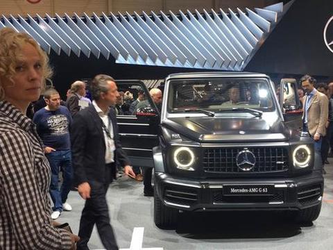 直击日内瓦：全新一代奔驰G级，能凑近拍几张照真不容易！