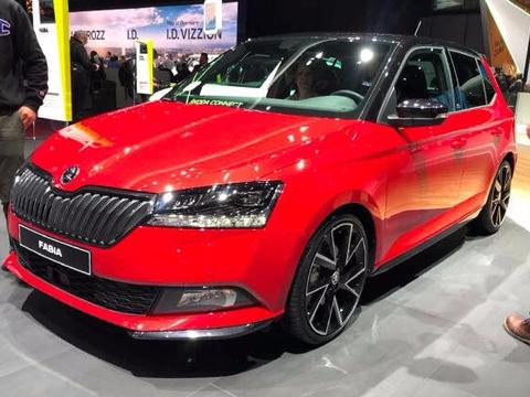 斯柯达新款晶锐亮相日内瓦 设计/配置提升