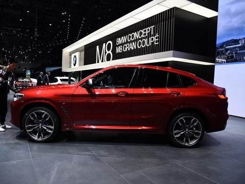 全新一代宝马X4亮相日内瓦车展 尺寸增加/科技配置提升