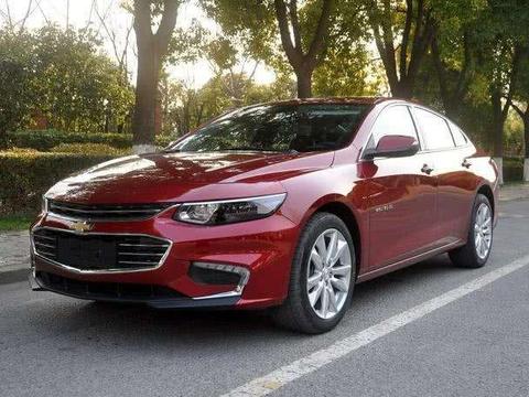 18款迈锐宝XL, 溜背式设计极具轿跑味道, 百里油耗4.3L