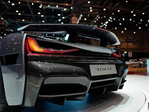 最强电动超跑的位置，特斯拉丢了