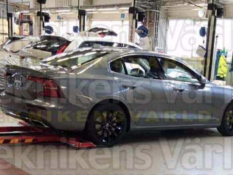 形似玛莎拉蒂！全新沃尔沃S60谍照曝光！