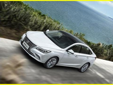 这国产B级车，上市10天卖5440台，40天11861台，仅9万让雅阁敬礼