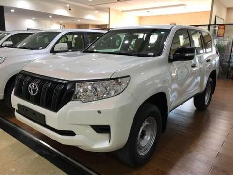 18款丰田霸道2700中东版全新改款霸气依旧