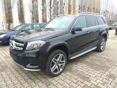 据说成功又顾家的好男人，都喜欢开这台车 | 试驾奔驰GLS 400