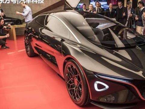 阿斯顿马丁纯电动豪华概念车Lagonda亮相