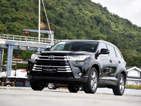 遍体鳞伤的汉兰达换代了，谁能吊打？同级别无对手，七座SUV之王