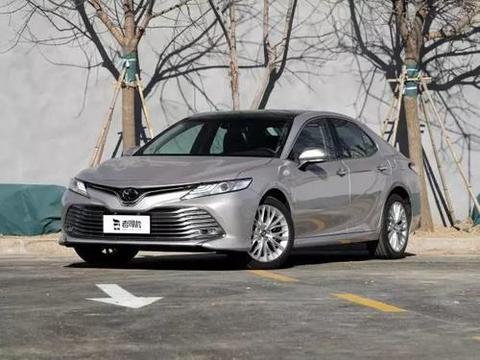 低配竟然这么惨！凯美瑞被丰田抛弃？！