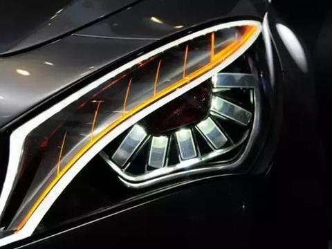 玩转车灯！奥迪引领LED浪潮，宝马特斯拉创意满满，奔驰成杀马特